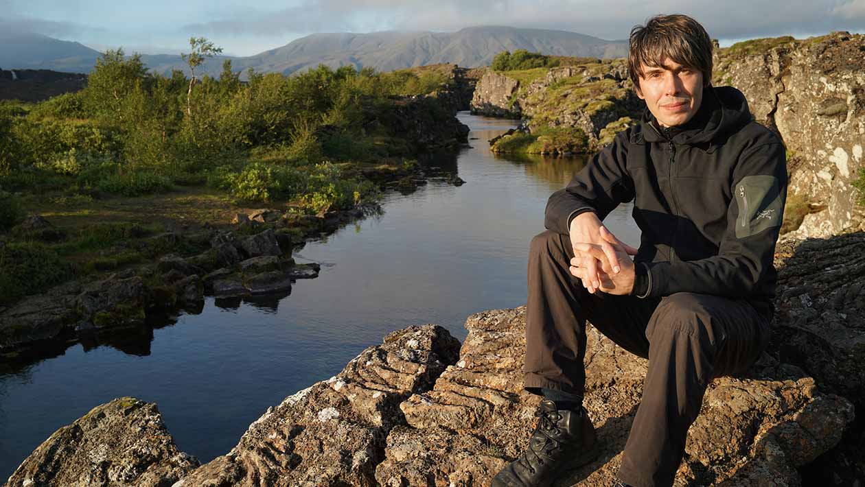 brian-cox-454327