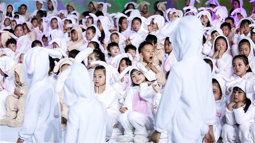 Largest gathering of people dressed as rabbits_header