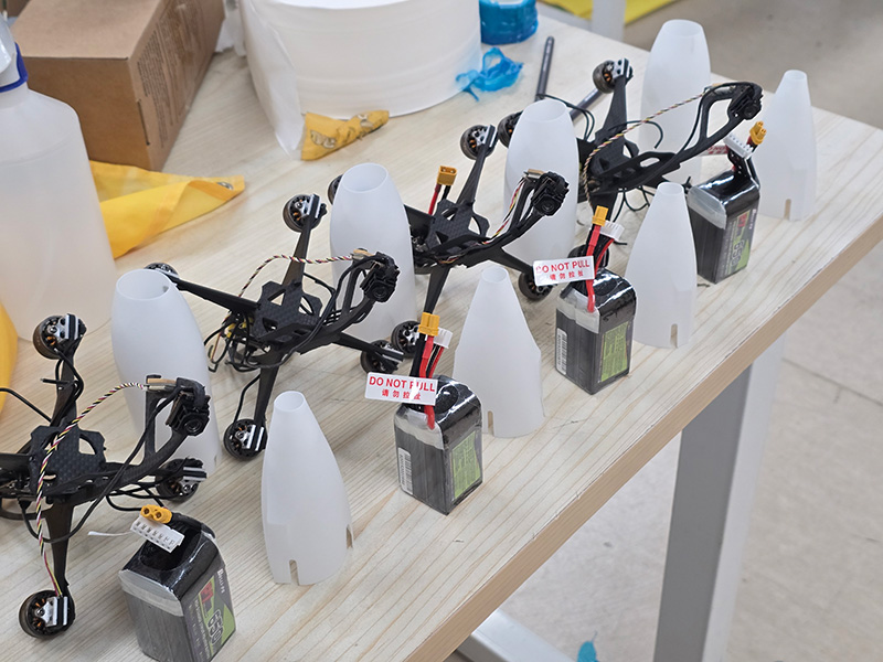 遥控微型四轴飞行器的最快地面速度