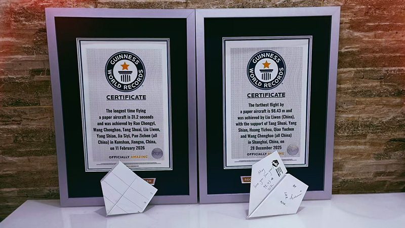 纸飞机飞行时间最长