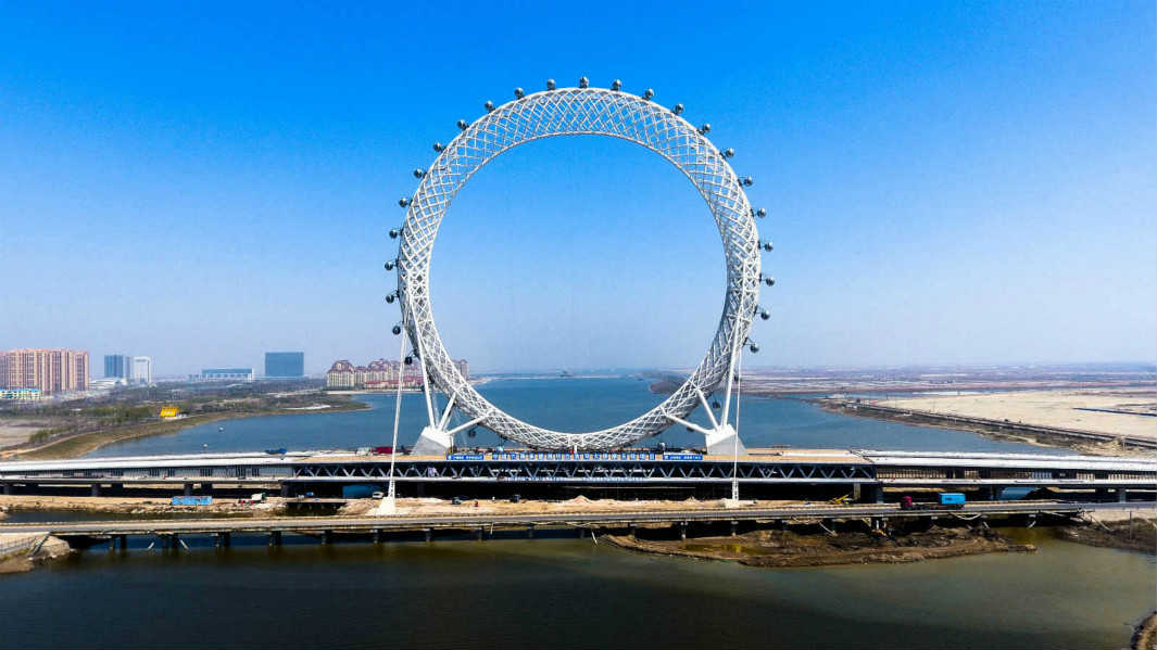 Tallest centreless observation wheel thumbnail