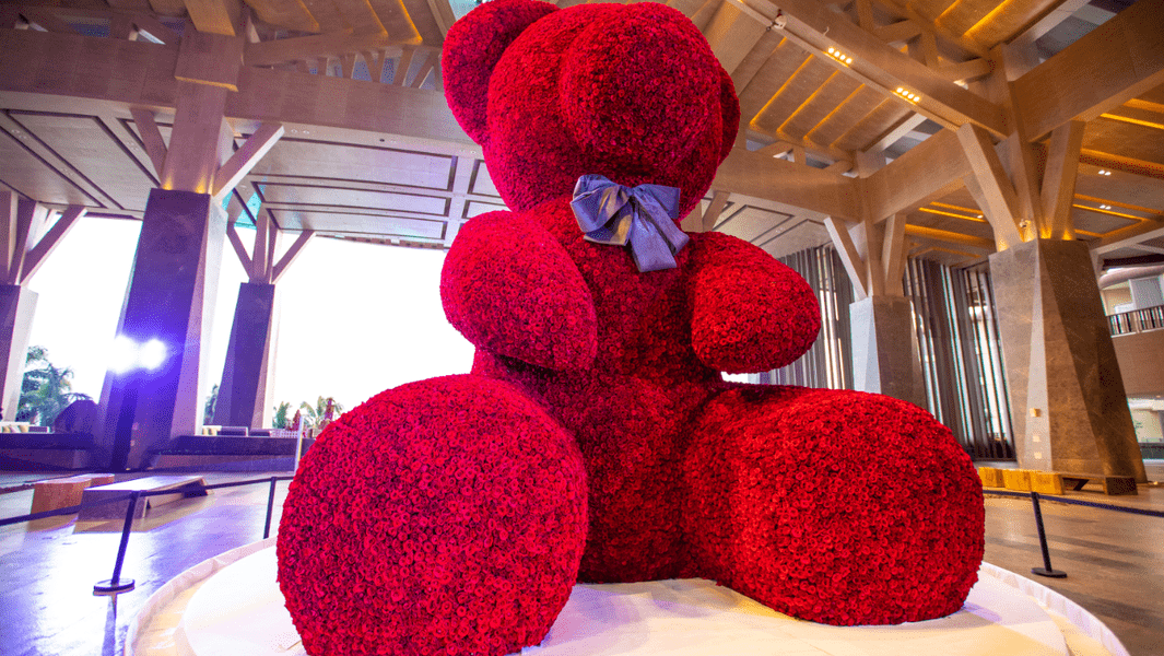 largest rose bear