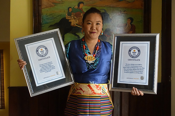 Lhapka Sherpa with certs