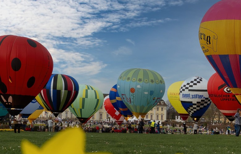 Largest display of model hot air balloons | 吉尼斯世界纪录